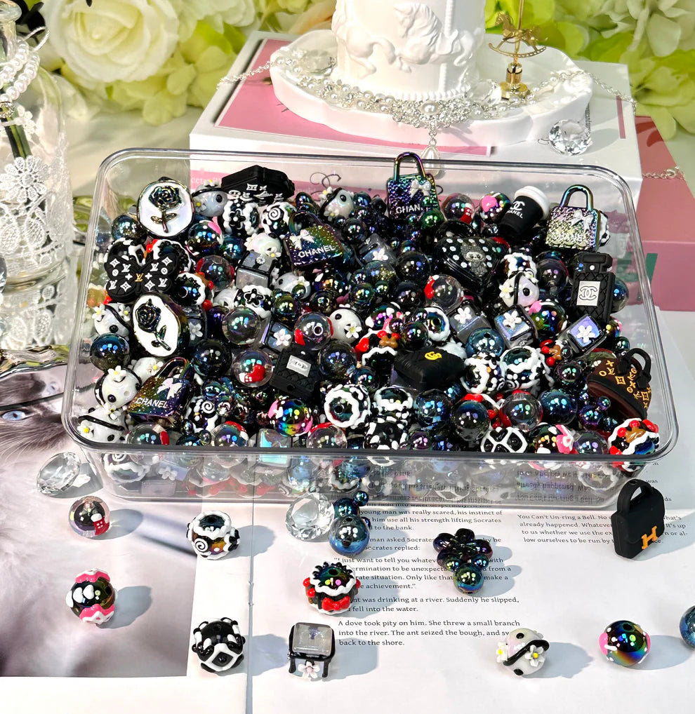 【高品質】ビーズ福袋（ラブブビーズ入り）＆驚喜連続